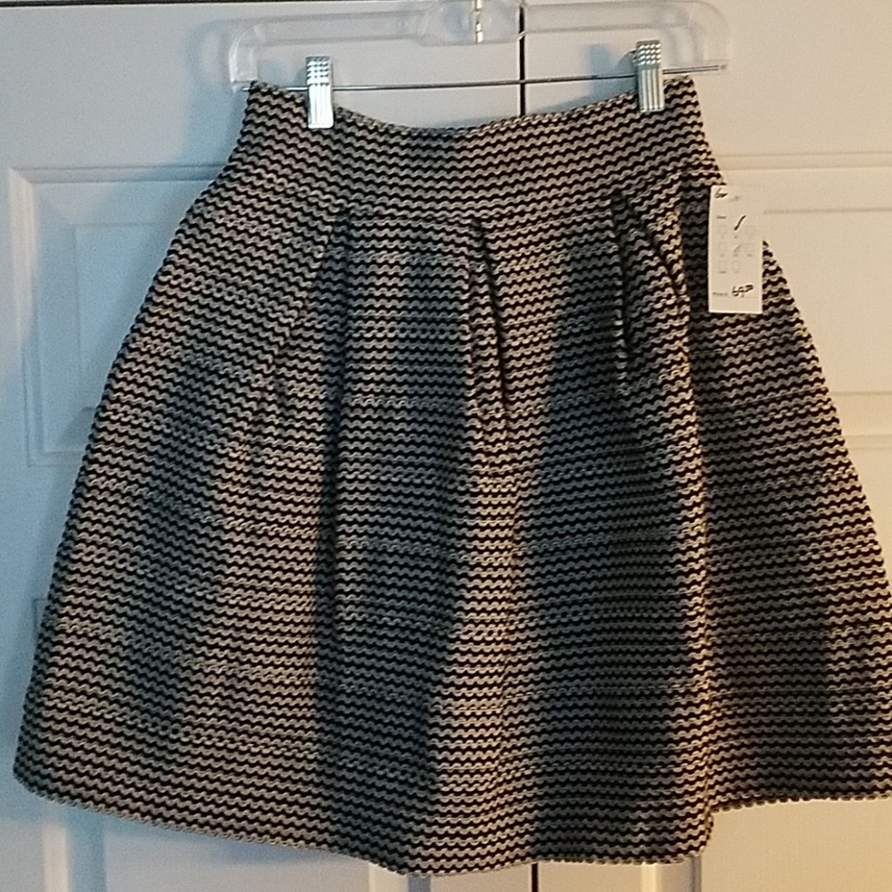 Gracia Banded Skirt